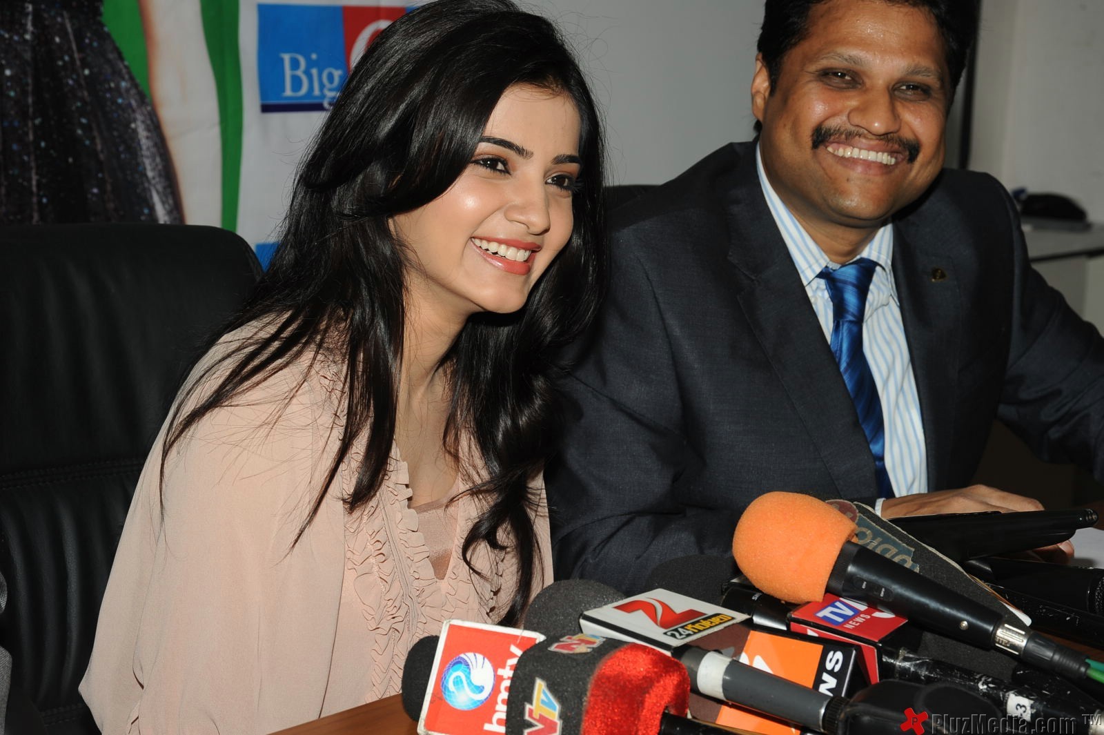 Samantha at Big C Mobiles - Pictures | Picture 94403